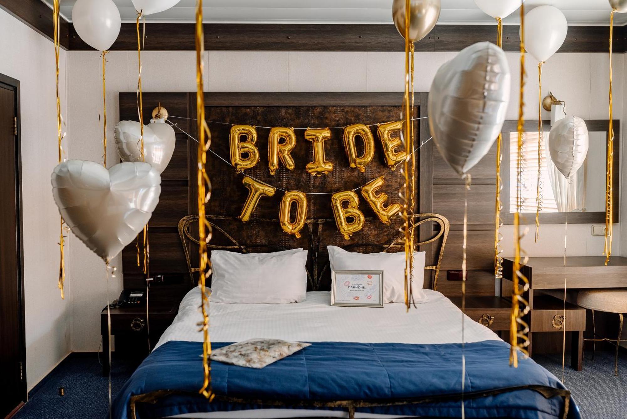 Bakkara Hotel Kiev Luaran gambar